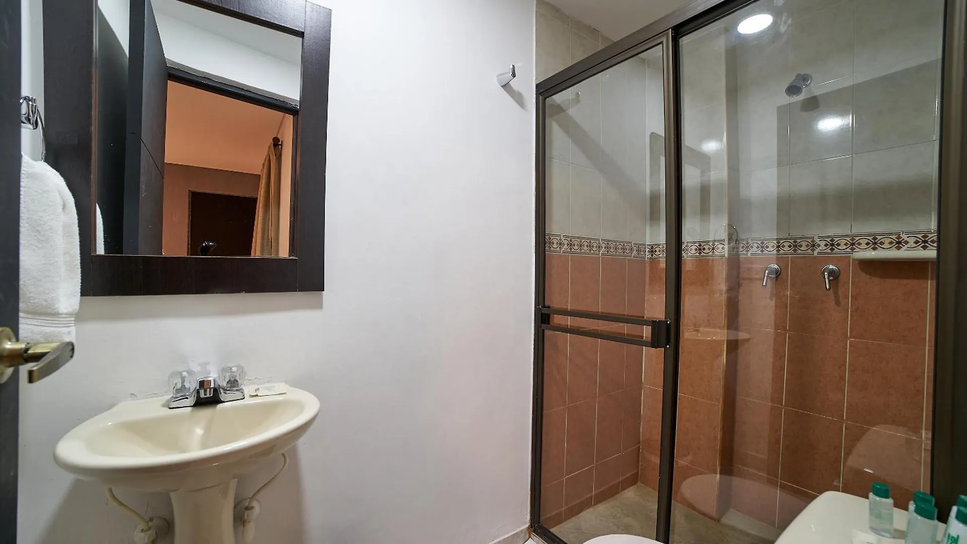 Hotel Express Medellin Farum 2*,