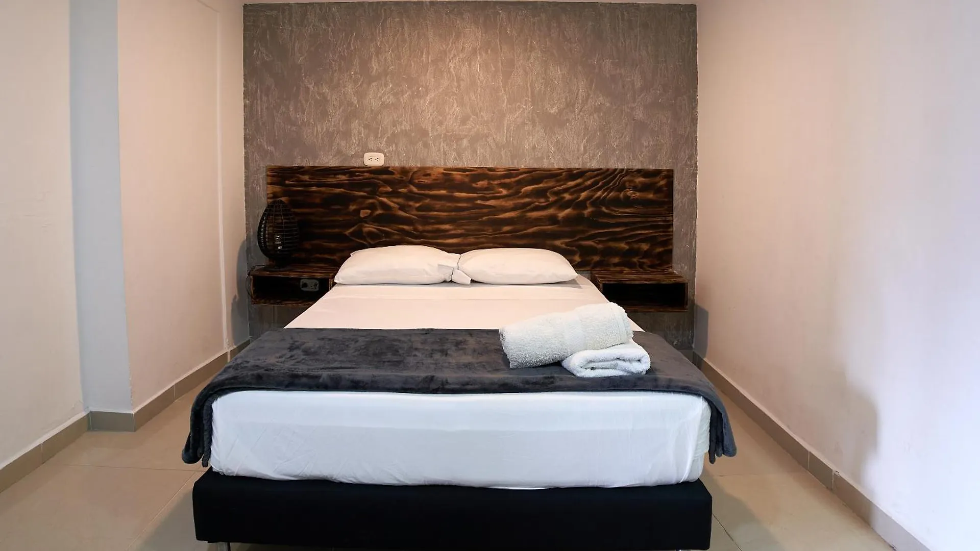Hotel Express Medellin Farum