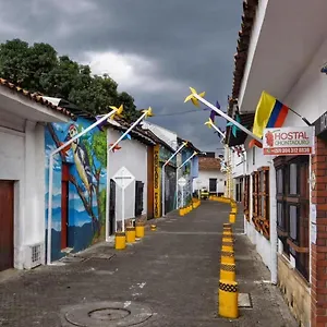Casa Colonial En Pleno Centro Histórico De Cali- Se Alquila La Casa Entera 10 O 11 Personas O Por Cali